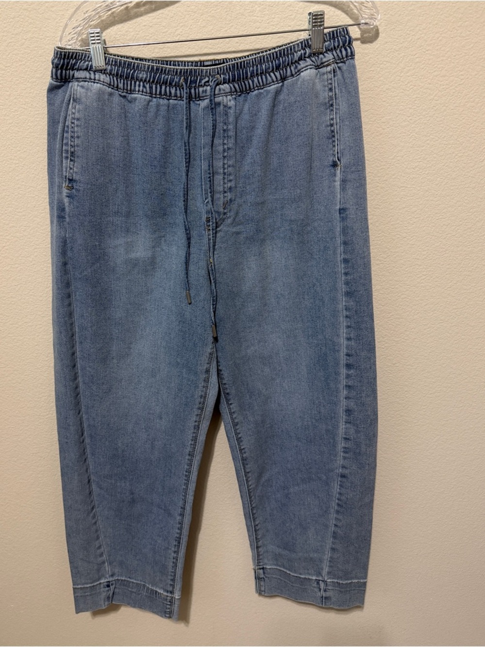 Relaxed Light Blue Women's Denim Jeans FA26